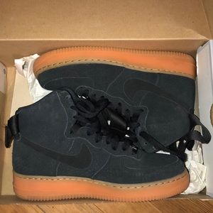 Women’s Air Force 1 Hi Suede Sneakers